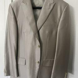 Men's suit 