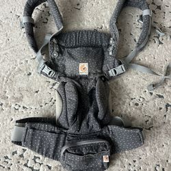 Ergobaby Carrier
