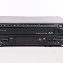 Panasonic LX-K570 Multi-Laser Disc Player (NO REMOTE)