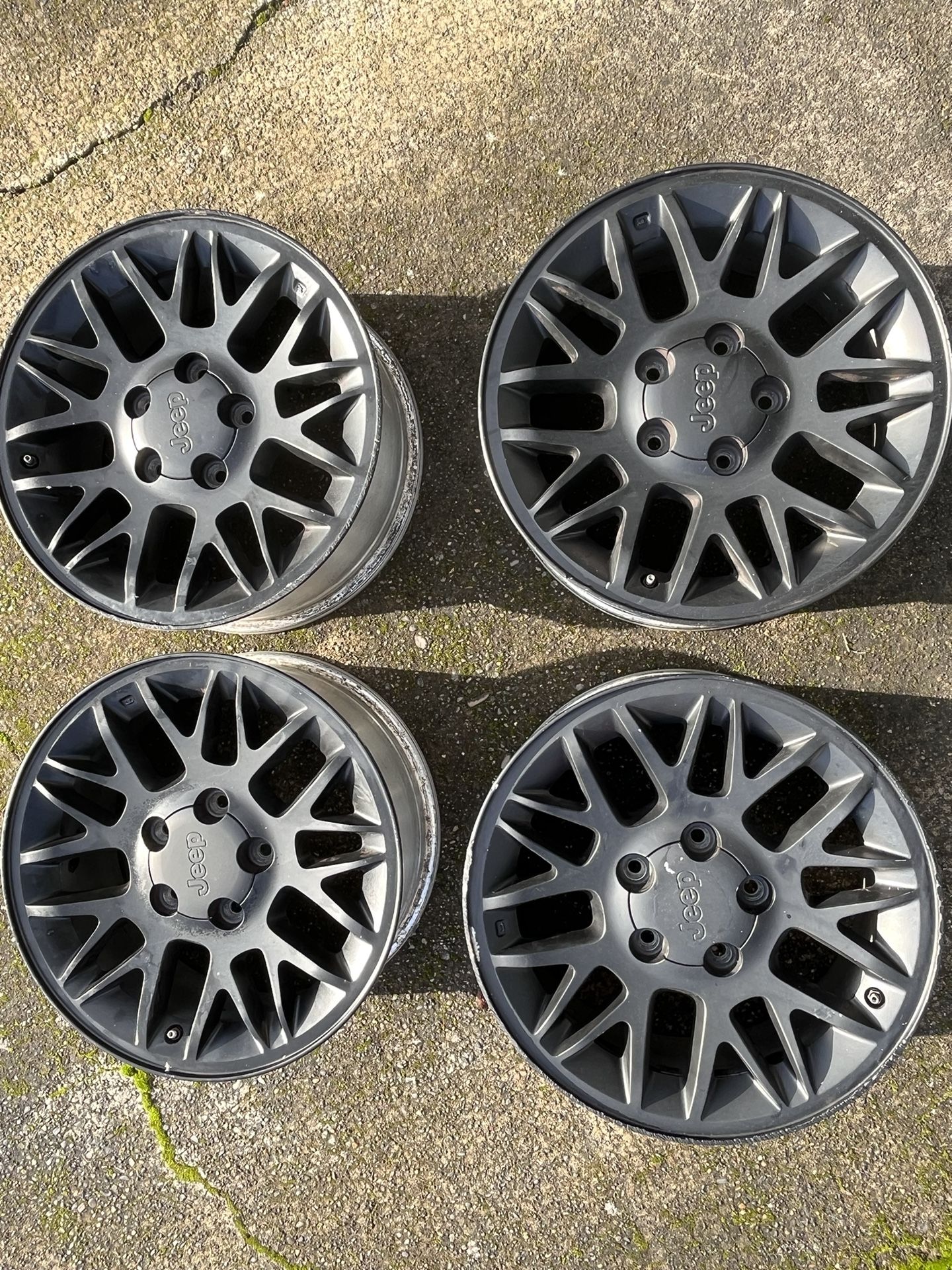 4 x Jeep Wheels