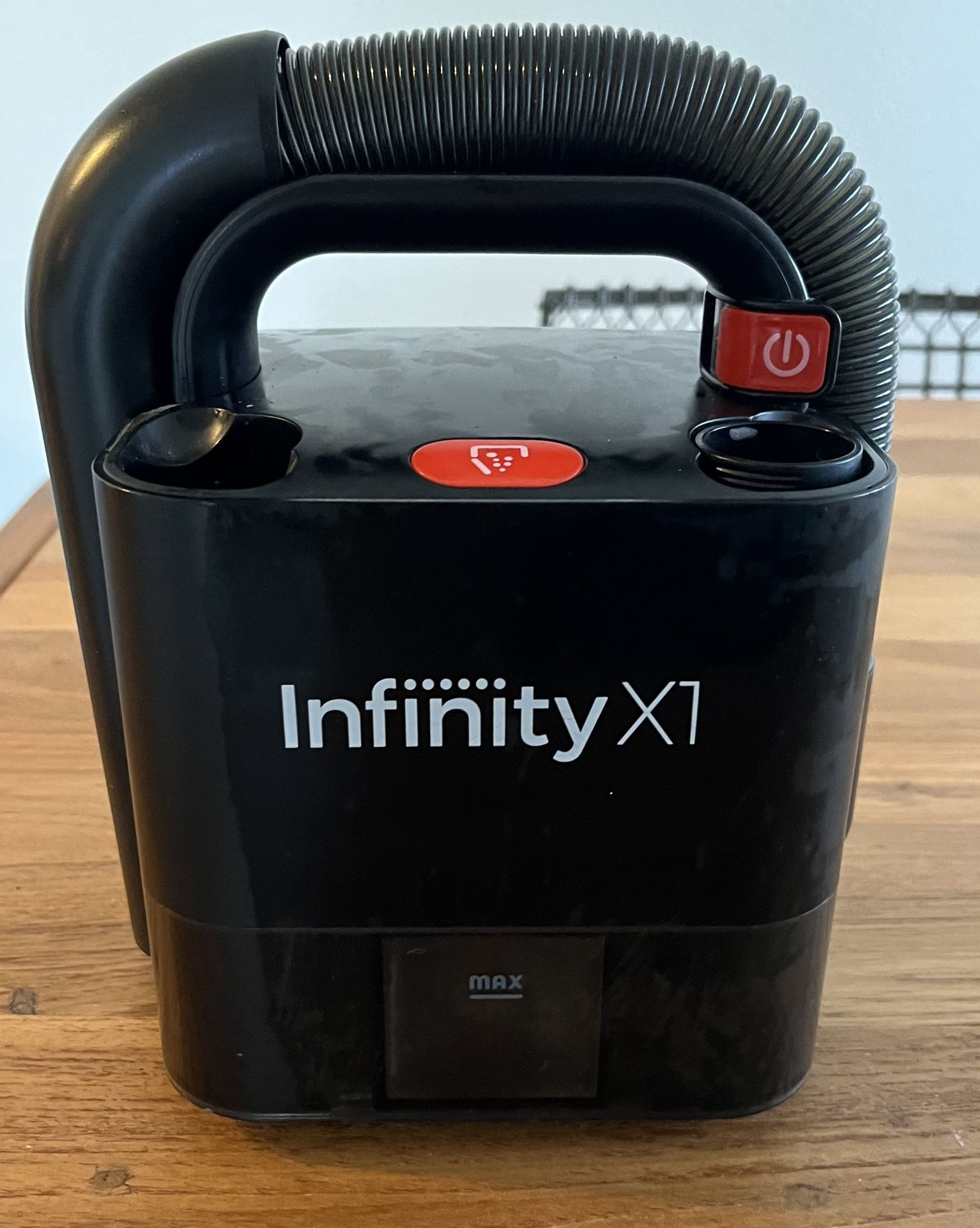 Infiniti X1 Portable / Vehicle Vacuum, Excellent Condition Since Used Only Occasionally