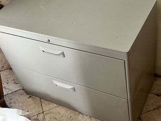 Heavy duty file cabinet 36 x 28 x18