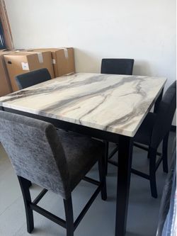Comedor con 4 sillas De Quality Nuevo
