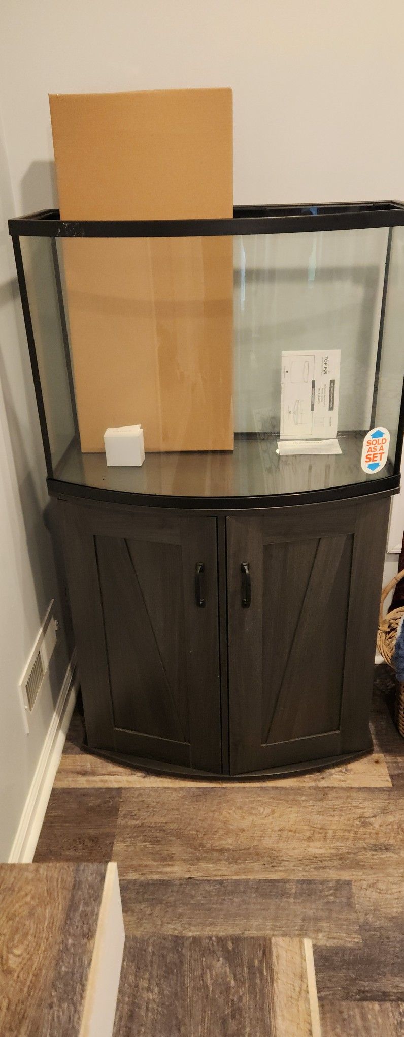 BRAND NEW FISH TANK STAND COMBO NEW FILTER AND CARTRIDGES INCLUDED