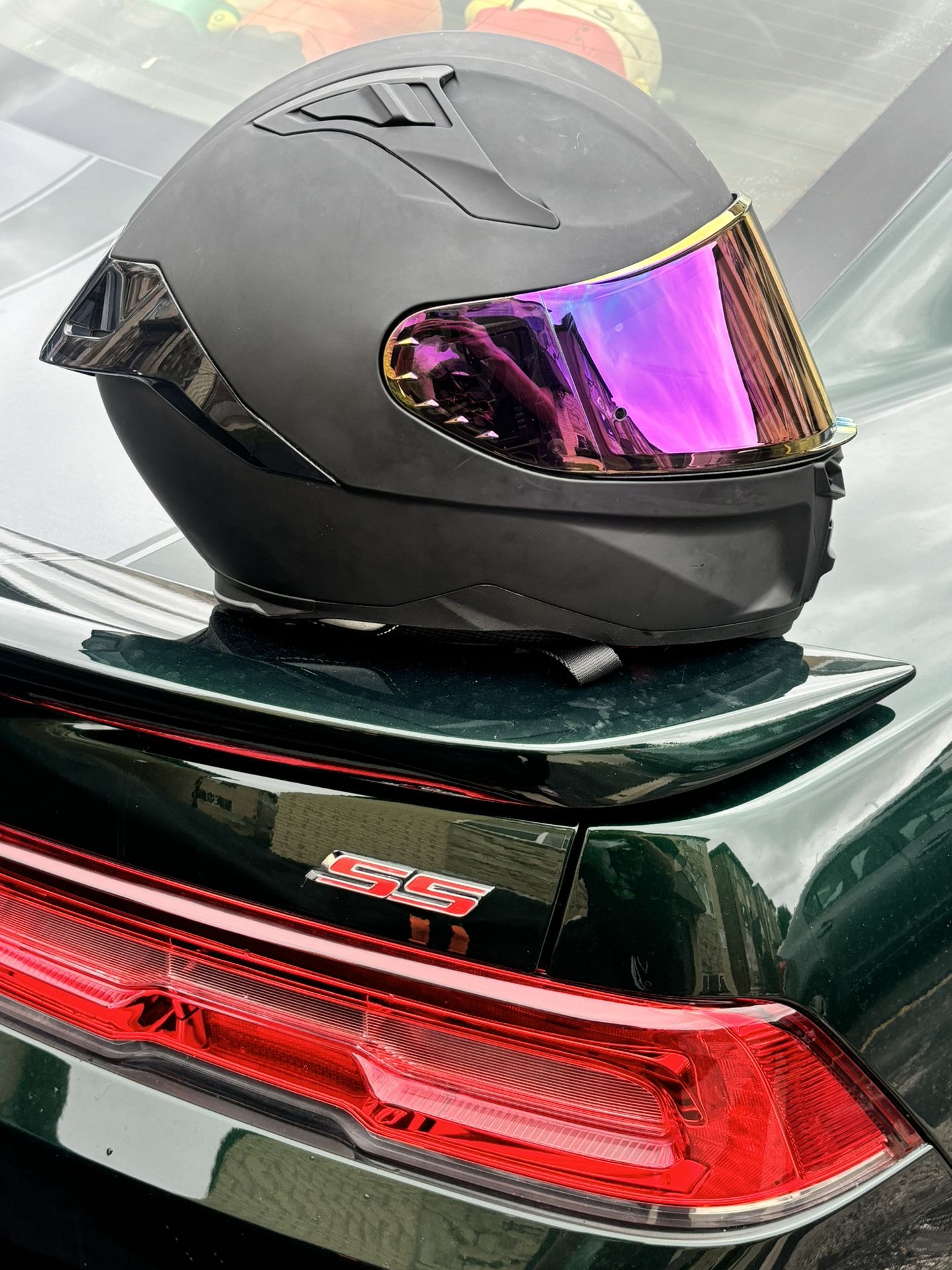 Motorcycle helmet