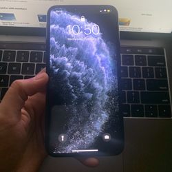 IPHONE 11 Pro Max 64GB !! OBO