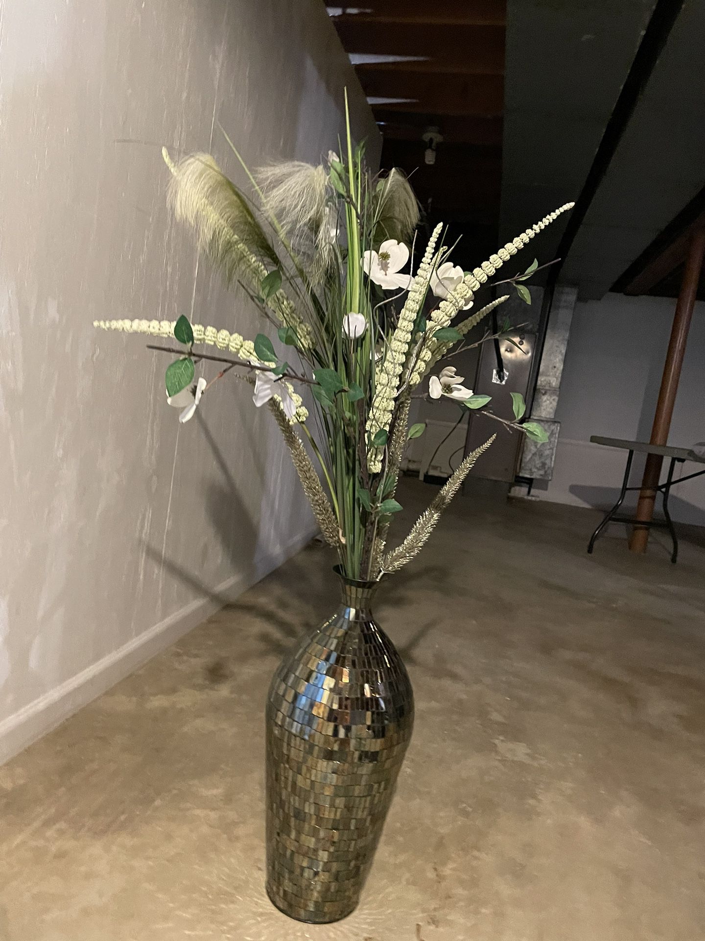 Shiny Like Glass Vase With Flowers Included 
