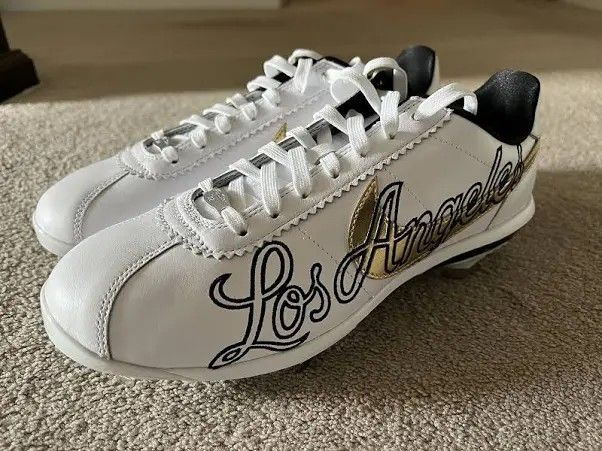 Niķe Baseball Cleats
