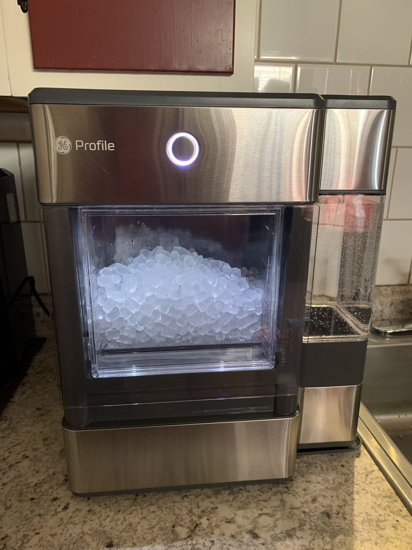 LG Profile ice Maker