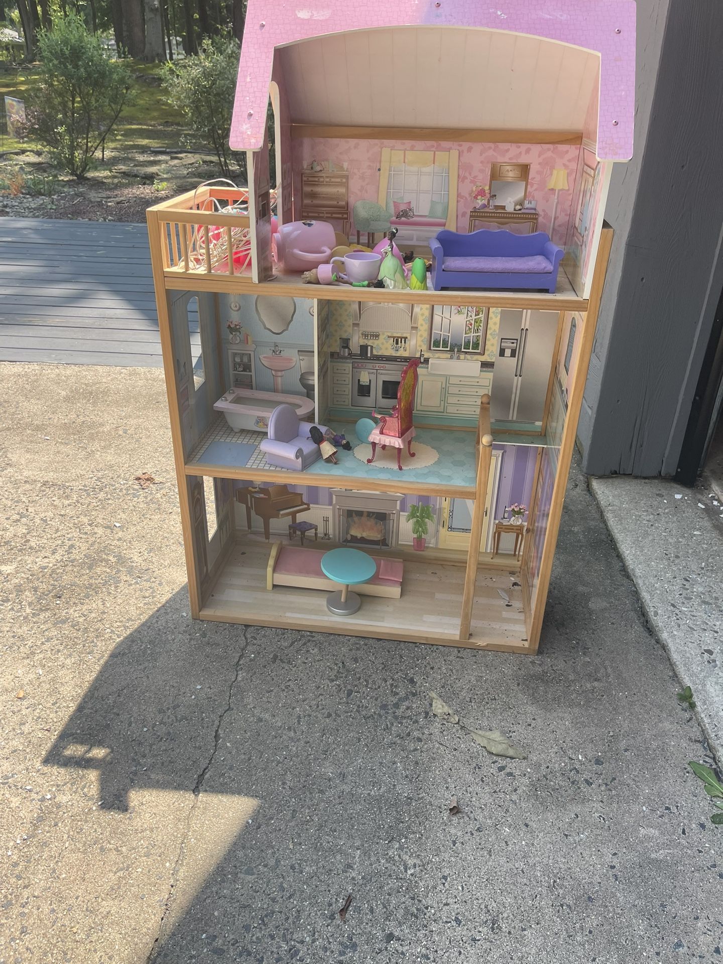 Doll House