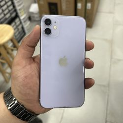 iPhone 11 64GB Unlocked $279 Cash Or Card!!