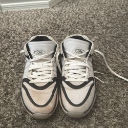 Nike Air Zoom GT Hustle 2