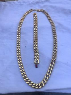 Cuban link chain with bracelet
