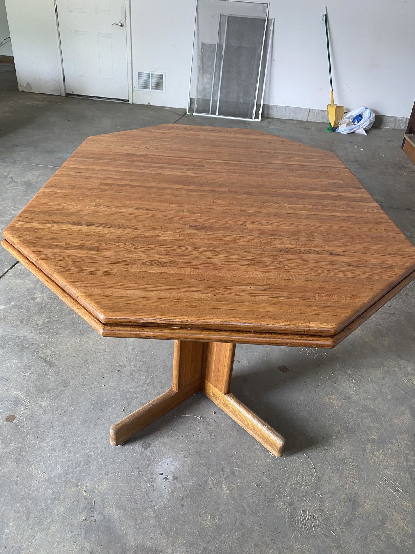 Dinning Room Table