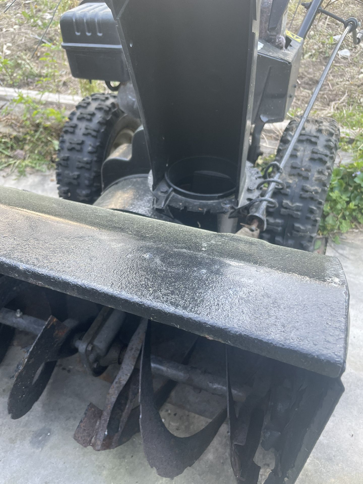 Tecumseh 6 Speed, Yard Machines Snow Blower Electric Start