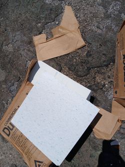 Floor tiles