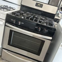 Gas Frigidaire 30” Gas Stove