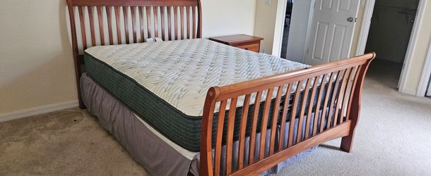 Queen Bed with Mattress