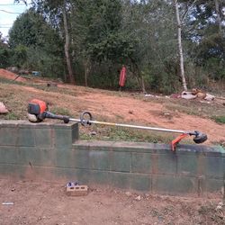 Husqvarana Weedeater