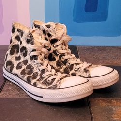 Converse Womens Size 10