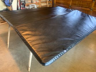 Tonneau cover for trucki