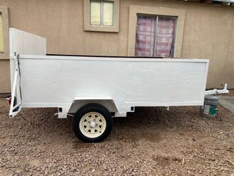 Trailer with ramp