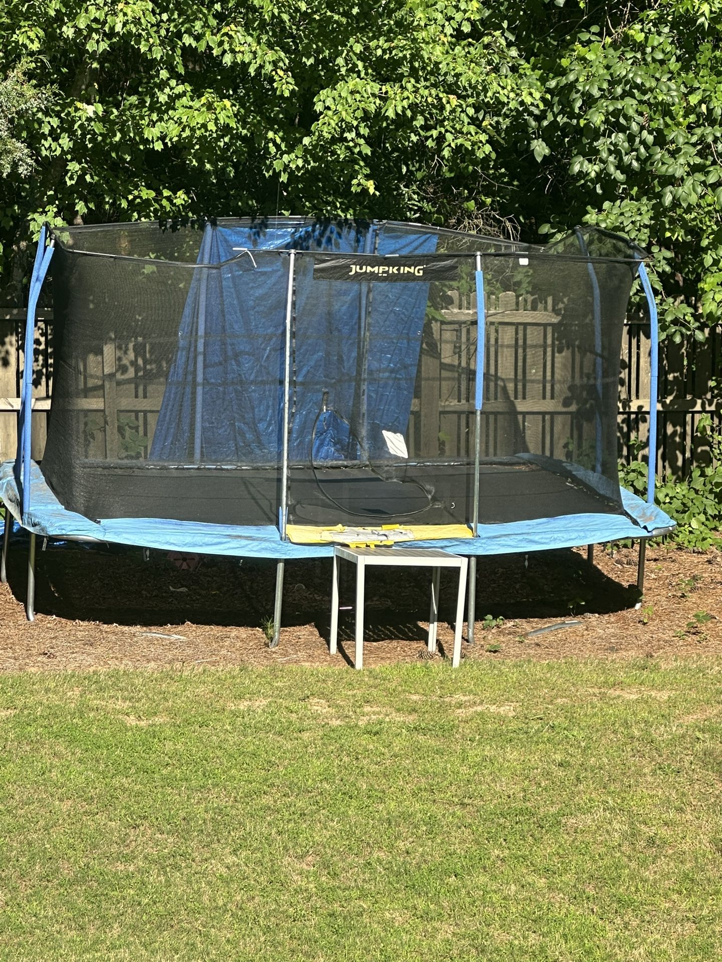 Jump King TRAMPOLINE