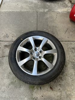 2006 Infiniti Rim W/ Tire