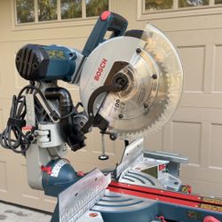 Bosch GCM12SD 12” Dual-Bevel Glide Miter Saw + T4B Gravity-Rise Stand — Excellent Condition