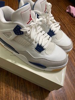 Jordan 4s