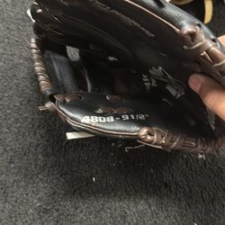 Franklin 9.5” Youth Baseball Glove – Great Condition (glove is for left hand)
