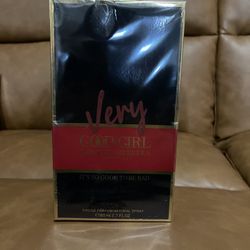 Very Good Girl Carolina Herrera