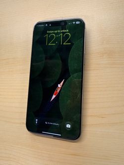 Unlocked iPhone 15 pro max - 256gb