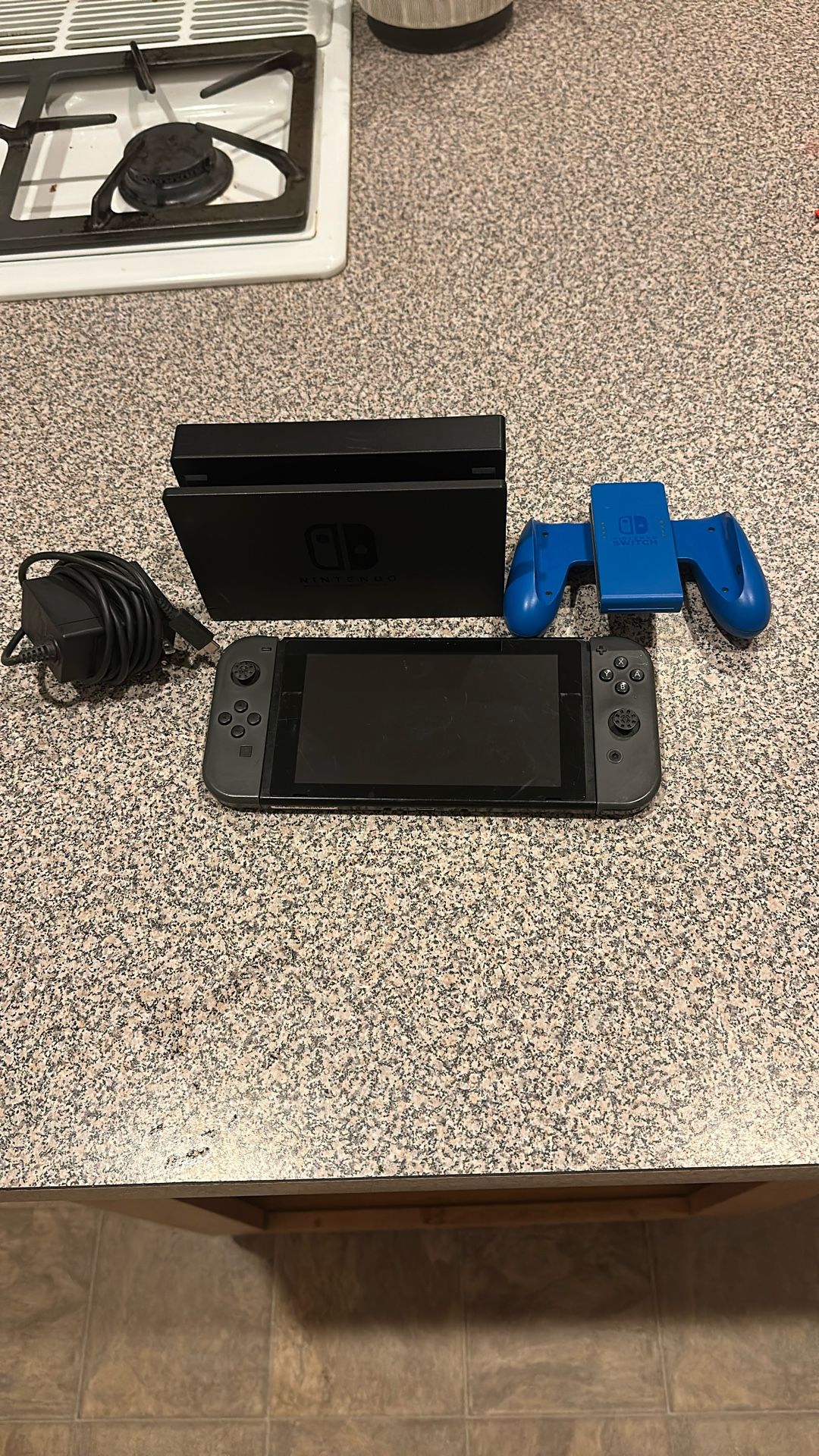 Nintendo Switch (look In Description)