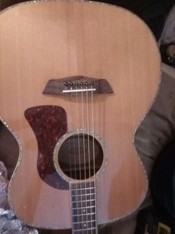 FENDER ACOUSTIC GUITAR