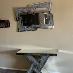 2 different tables. They are in good condition selling everything ASAP moving out for a very good price.