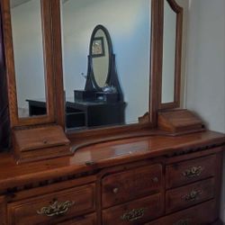 Solid Wood Dresser With Mirror And Night Stand Set