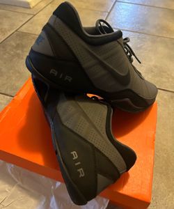 Nike Air ring leaders