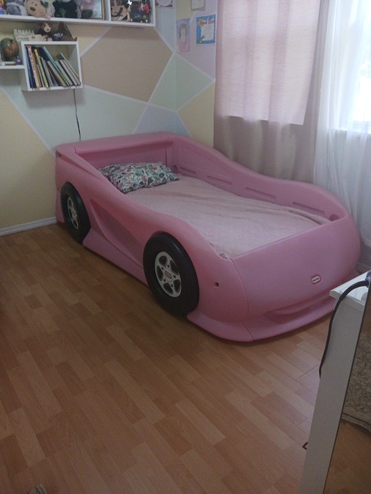 Little Tikes, Pink , Car Bed