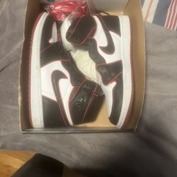 Jordan 1 Bloodline 