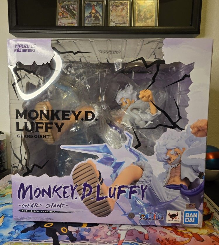 Monkey D. Luffy Gear5 Giant