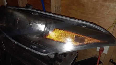 08 Honda accord 2d headlight. driver side.