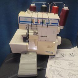 Riccar Serger Sewing Machine