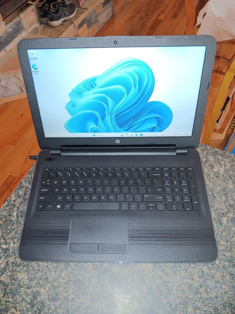 HP 255 G5 Laptop 