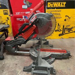 Milwaukee 10 inch M18 FUEL Sliding Miter Saw (Tool Only)