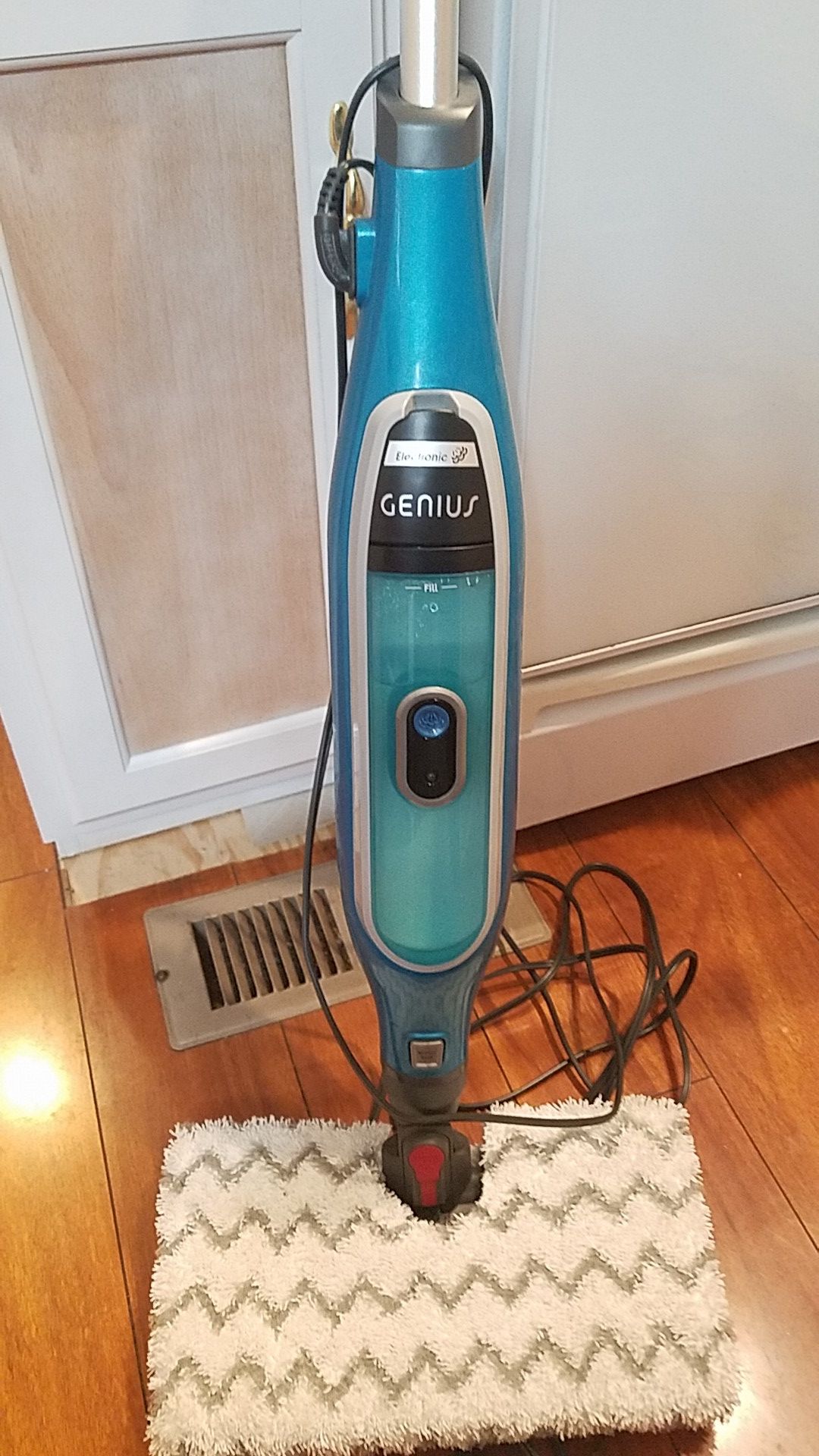 SHARK STEAM MOP