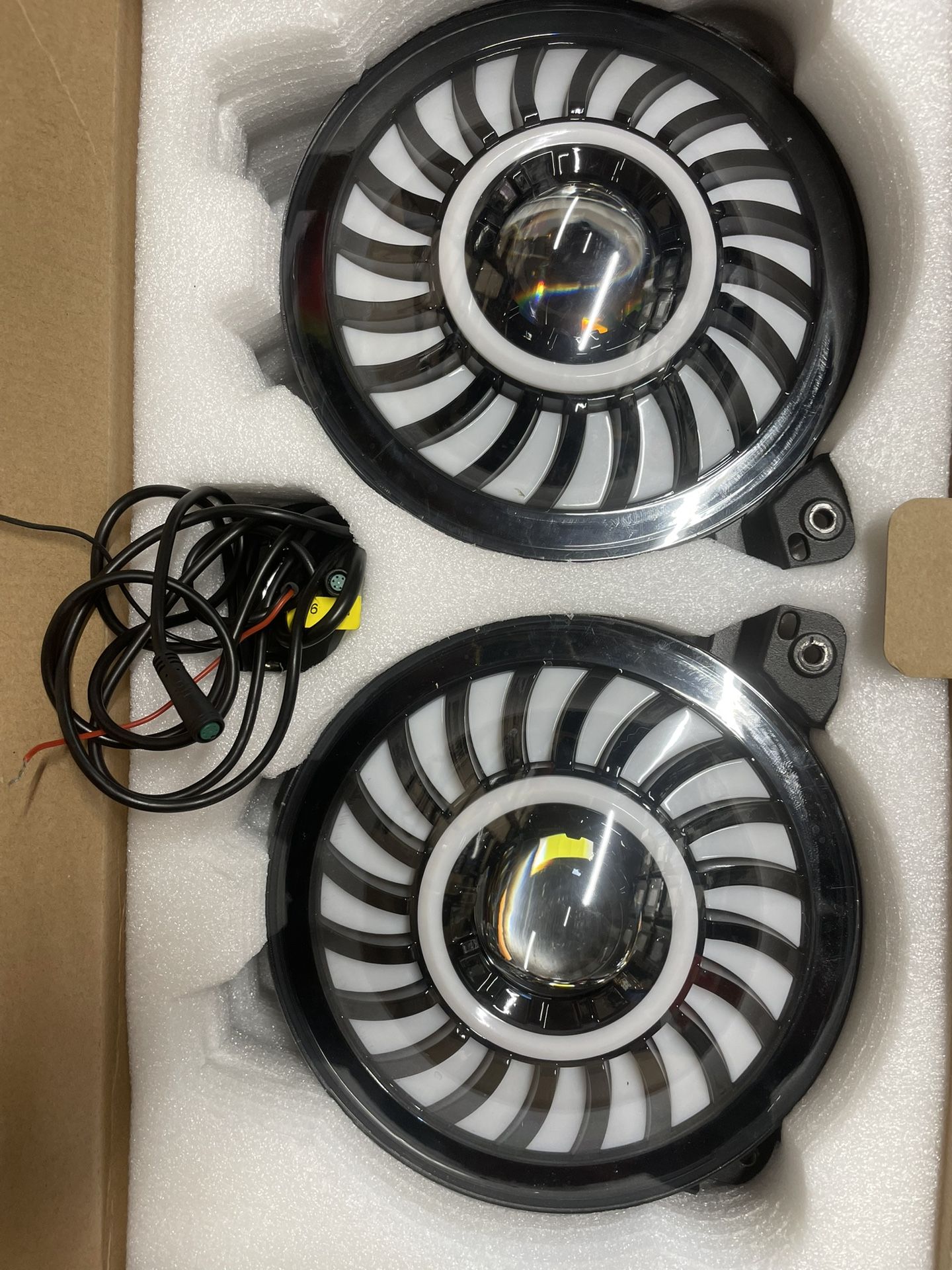 Pair Of 9” Inch Headlights Led With Drl Lights RGB
