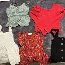 *Women’s Clothes*