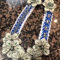 Graduation Leis/ 2023