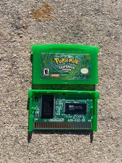 Nintendo gameboy pokemon leaf green  authentic